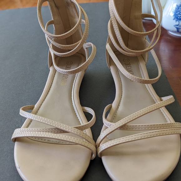 Women's Gladiator Sandals size 7.5. - Picture 1 of 5